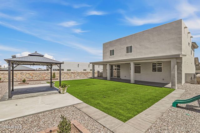 13082 OAKHAMPTON Avenue, El Paso, TX 79928