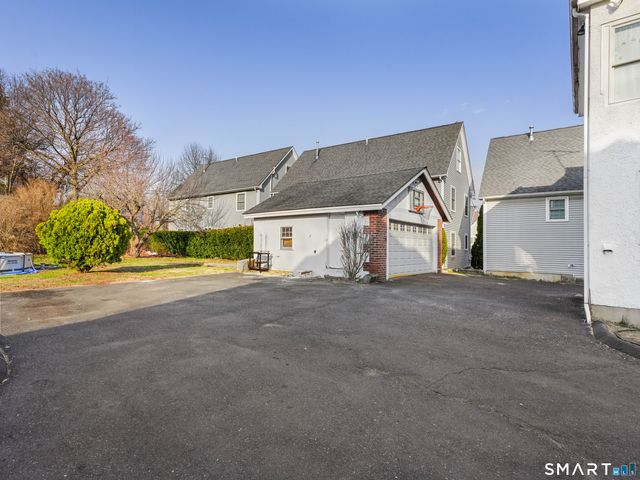 20 Cerretta Street, Stamford, CT 06907