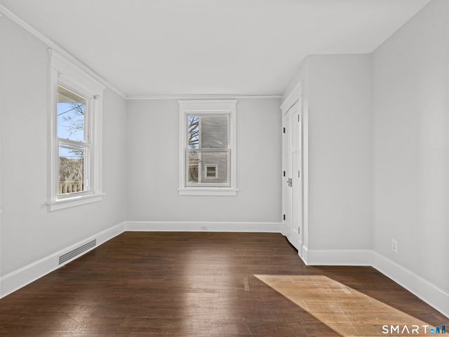 20 Cerretta Street, Stamford, CT 06907