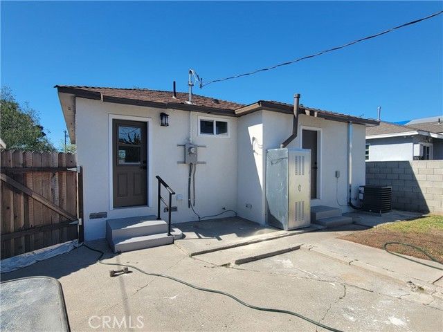 3140 Golden, Long Beach, CA 90806