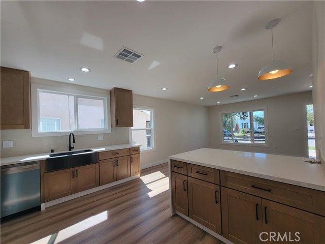 3140 Golden, Long Beach, CA 90806