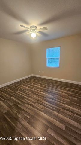 1520 Lucky Street NW, Palm Bay, FL 32907