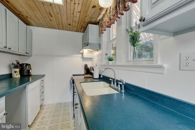776 DELTA RD, Red Lion, PA 17356