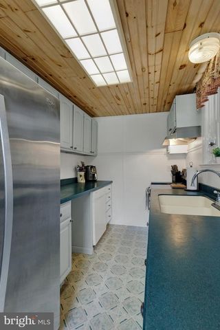776 DELTA RD, Red Lion, PA 17356