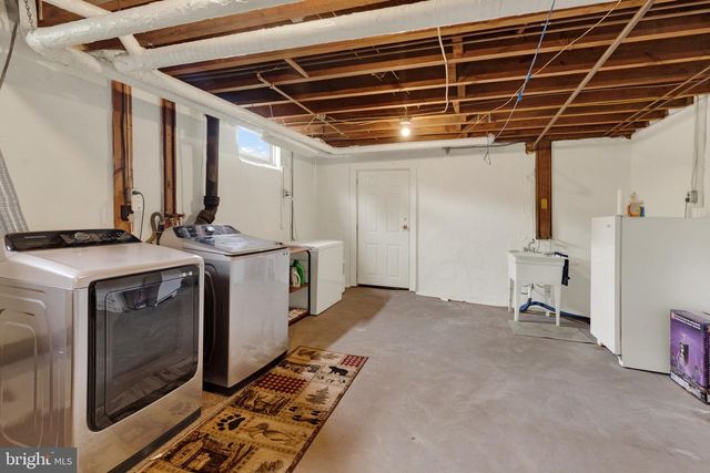 776 DELTA RD, Red Lion, PA 17356