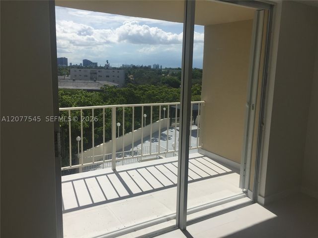 6900 Bay Dr 5A, Miami Beach, FL 33141