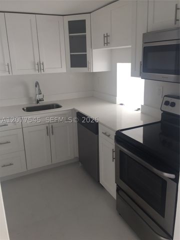 6900 Bay Dr 5A, Miami Beach, FL 33141