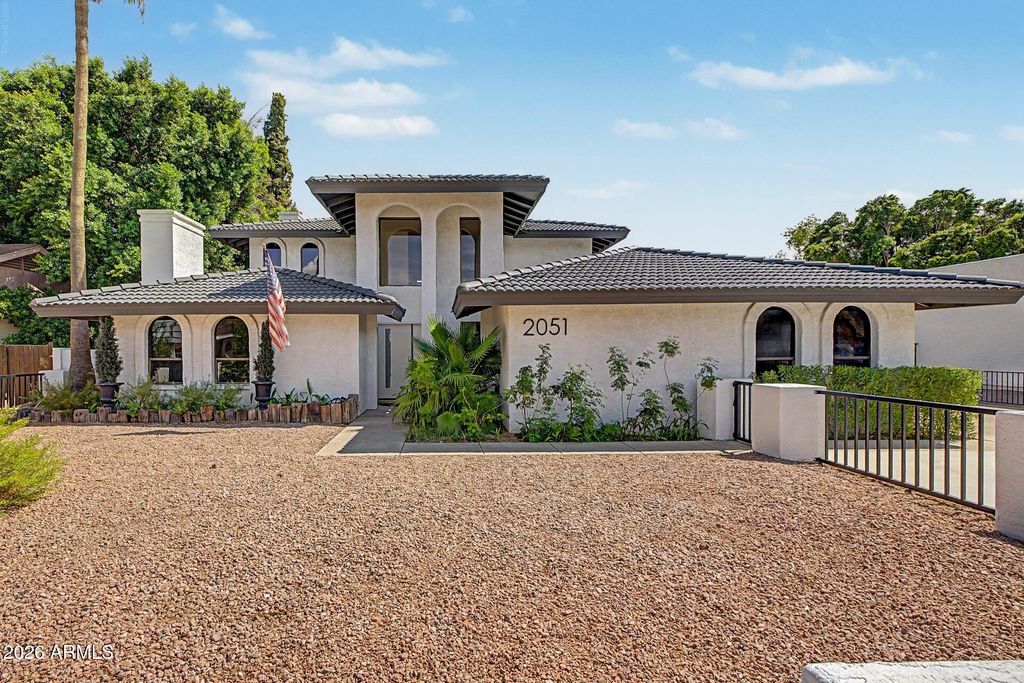 2051 E KAEL Circle, Mesa, AZ 85213 — exterior