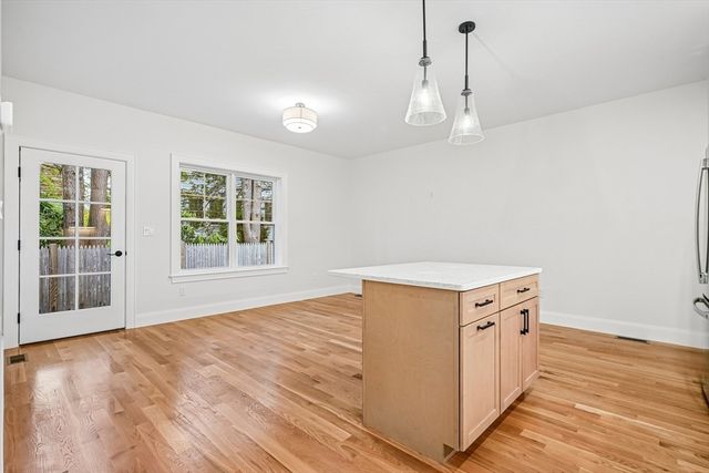 13 Parker Rd, Wakefield, MA 01880