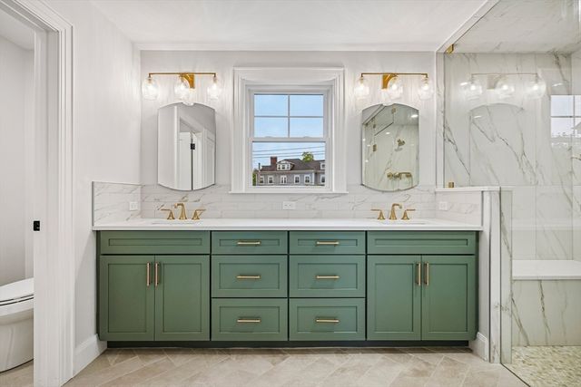 13 Parker Rd, Wakefield, MA 01880