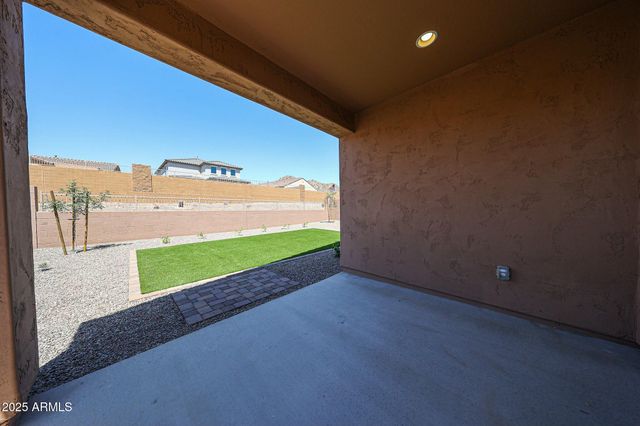 7134 W Bent Tree Drive, Peoria, AZ 85383