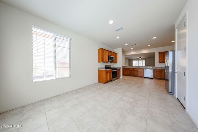 7134 W Bent Tree Drive, Peoria, AZ 85383
