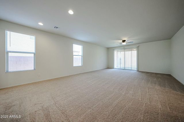 7134 W Bent Tree Drive, Peoria, AZ 85383