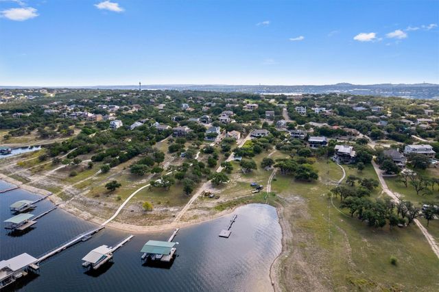 504 Lakeshore Circle, Point Venture, TX 78645