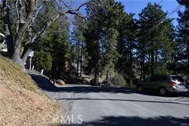 2458 Spring Oak, Running Springs, CA 92382