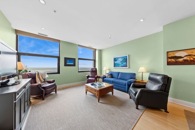 330 S Michigan Avenue 1707, Chicago, IL 60604