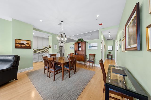 330 S Michigan Avenue 1707, Chicago, IL 60604