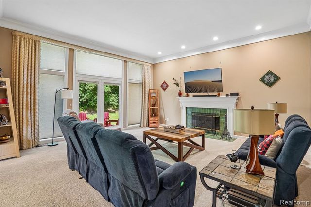 4500 Boxwood Court, Rochester, MI 48306