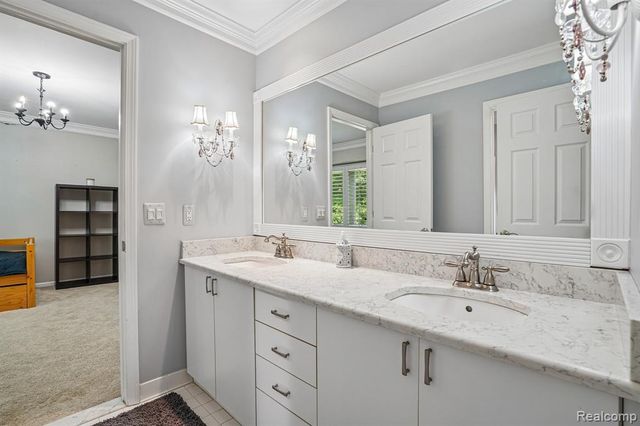 4500 Boxwood Court, Rochester, MI 48306
