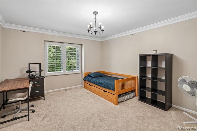 4500 Boxwood Court, Rochester, MI 48306