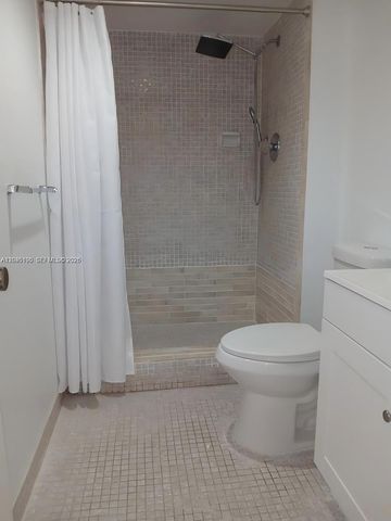 1300 Saint Charles Pl 222, Pembroke Pines, FL 33026