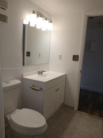 1300 Saint Charles Pl 222, Pembroke Pines, FL 33026