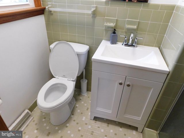 2890 DANTE AVE, Vineland, NJ 08361