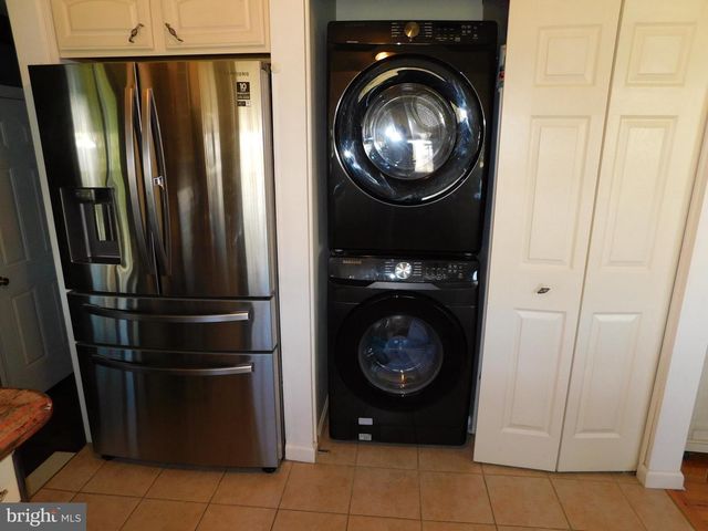 2890 DANTE AVE, Vineland, NJ 08361