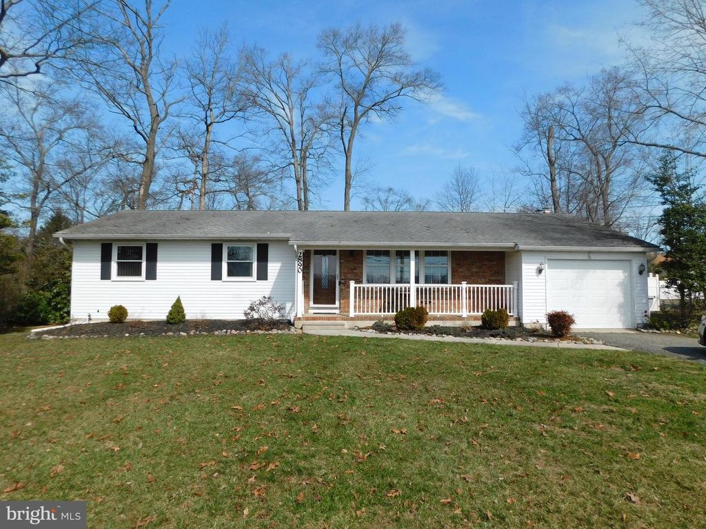 2890 DANTE AVE, Vineland, NJ 08361