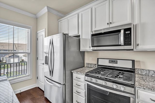 47 Broad ST, Daleville, VA 24083