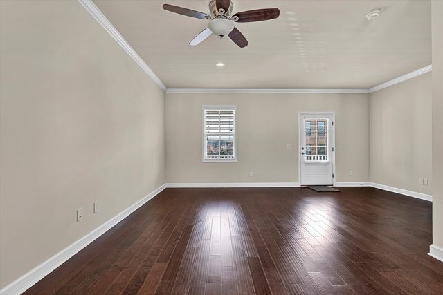 47 Broad ST, Daleville, VA 24083