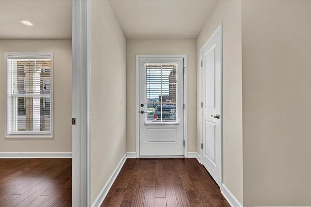 47 Broad ST, Daleville, VA 24083