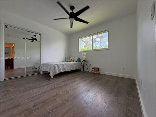 220 NW 130th Ave, Miami, FL 33182