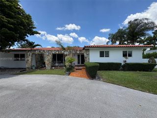 220 NW 130th Ave, Miami, FL 33182