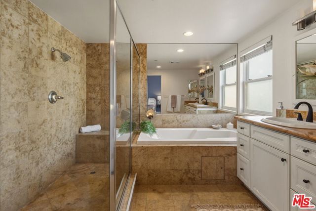 1717 S Barrington Avenue 103, Los Angeles, CA 90025