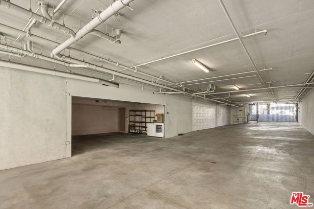 1717 S Barrington Avenue 103, Los Angeles, CA 90025