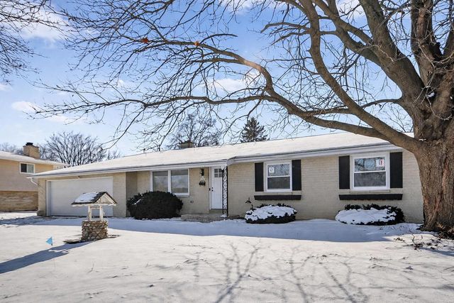 N95W17325 Shady Lane, Menomonee Falls, WI 53051