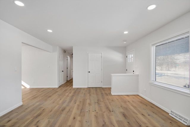 N95W17325 Shady Lane, Menomonee Falls, WI 53051