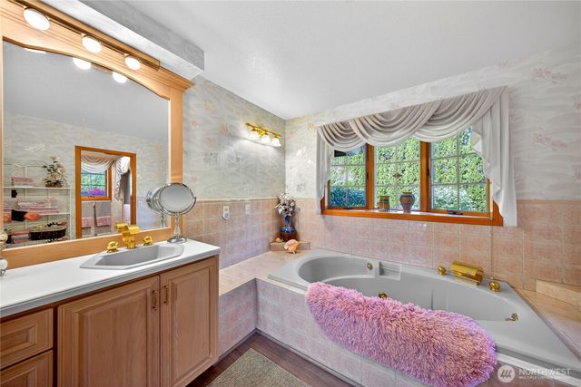 4603 S Shore Drive, Anacortes, WA 98221