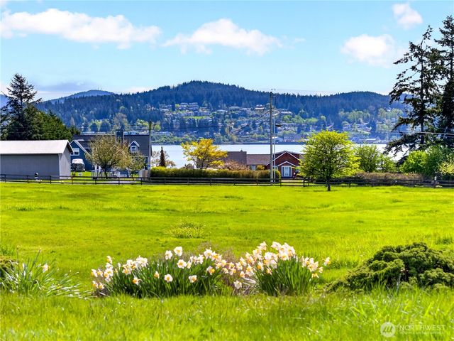4603 S Shore Drive, Anacortes, WA 98221