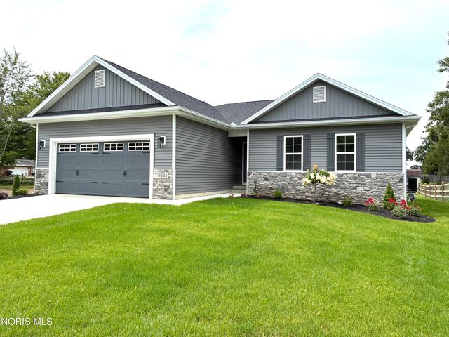 6634 Long Street, Whitehouse, OH 43571