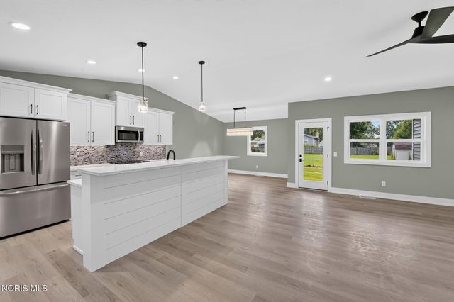 6634 Long Street, Whitehouse, OH 43571