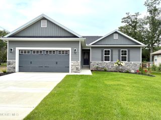 6634 Long Street, Whitehouse, OH 43571