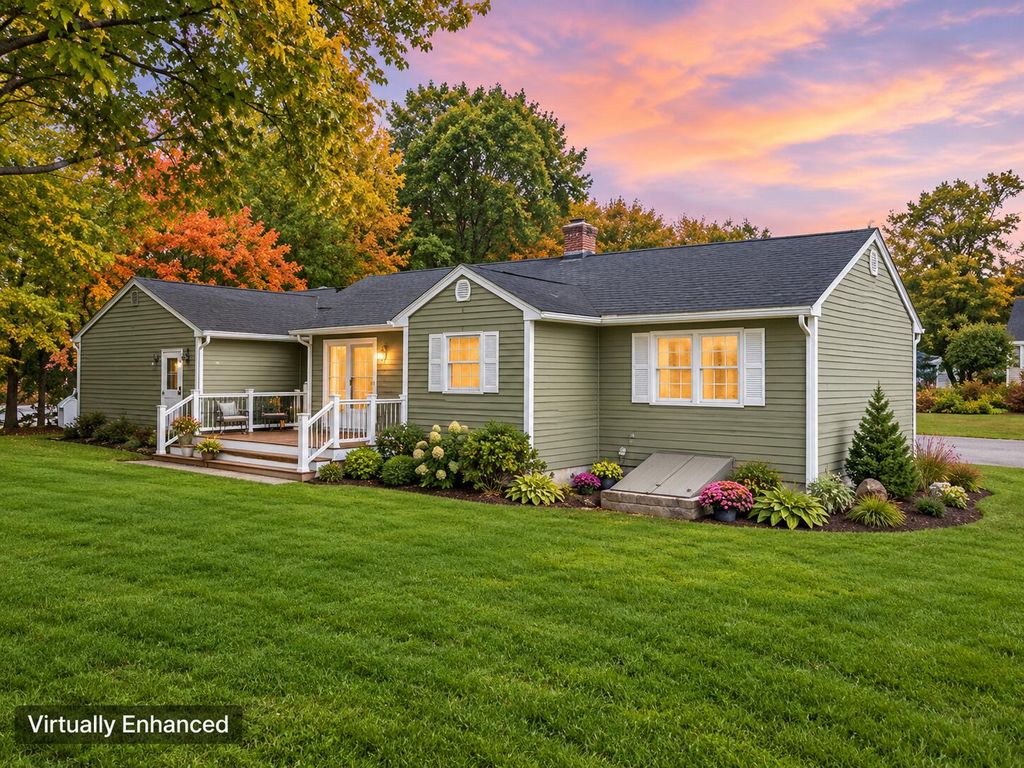 29 Ivanhoe Drive, Topsham, ME 04086 — photo 2