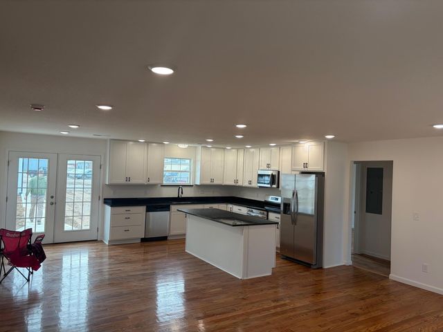 165 W 3rd Street, Frazeysburg, OH 43822