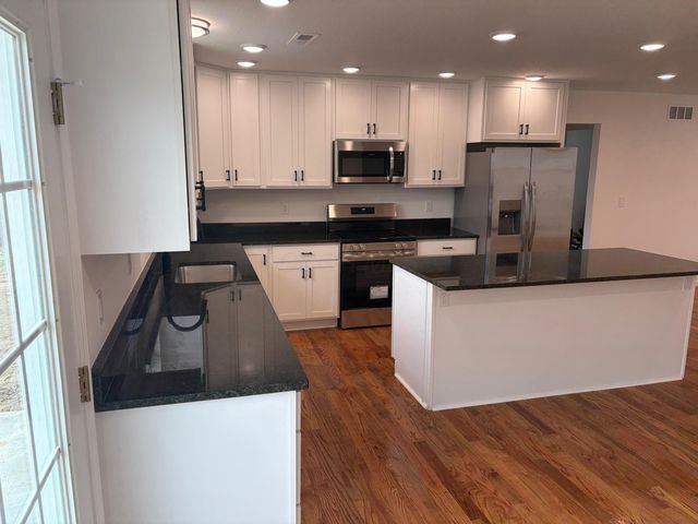 165 W 3rd Street, Frazeysburg, OH 43822