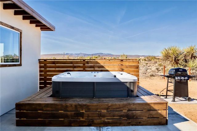 58248 Aberdeen Drive, Yucca Valley, CA 92284