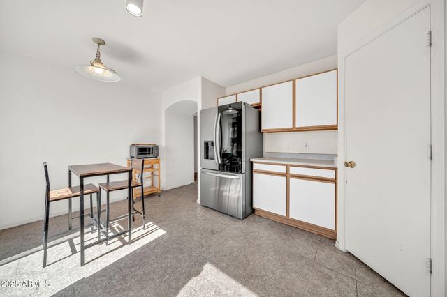 12119 W DAHLIA Drive, El Mirage, AZ 85335