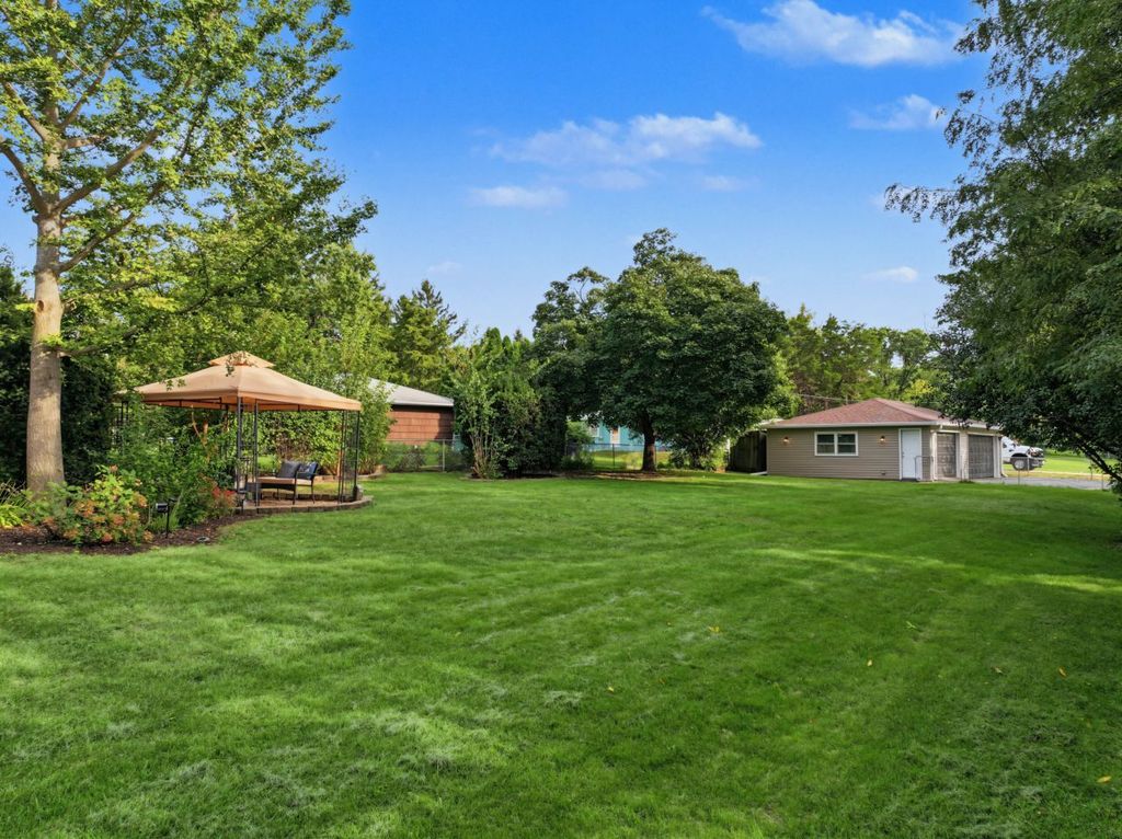 5601 Lee Avenue, Downers Grove, IL 60516 — photo 2