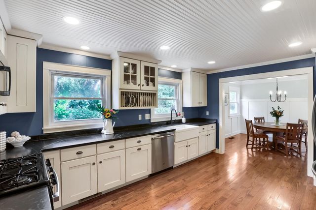 3500 Urbandale Lane N, Plymouth, MN 55447